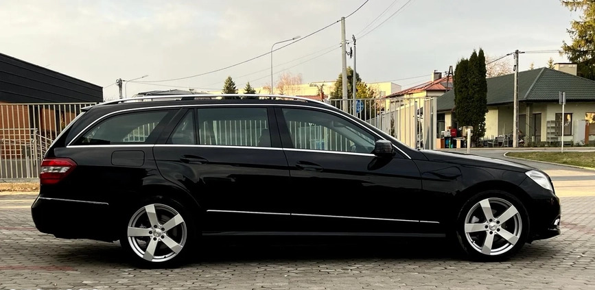 Mercedes-Benz Klasa E cena 33900 przebieg: 291365, rok produkcji 2010 z Rzeszów małe 466